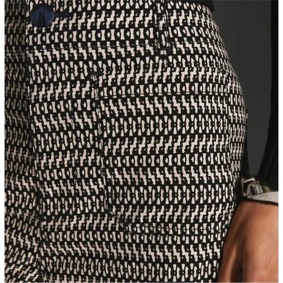 Anthropologie Maeve Colette Cropped Wide Leg Pants | Black‎ White Print | SZ 33T - Picture 3 of 13